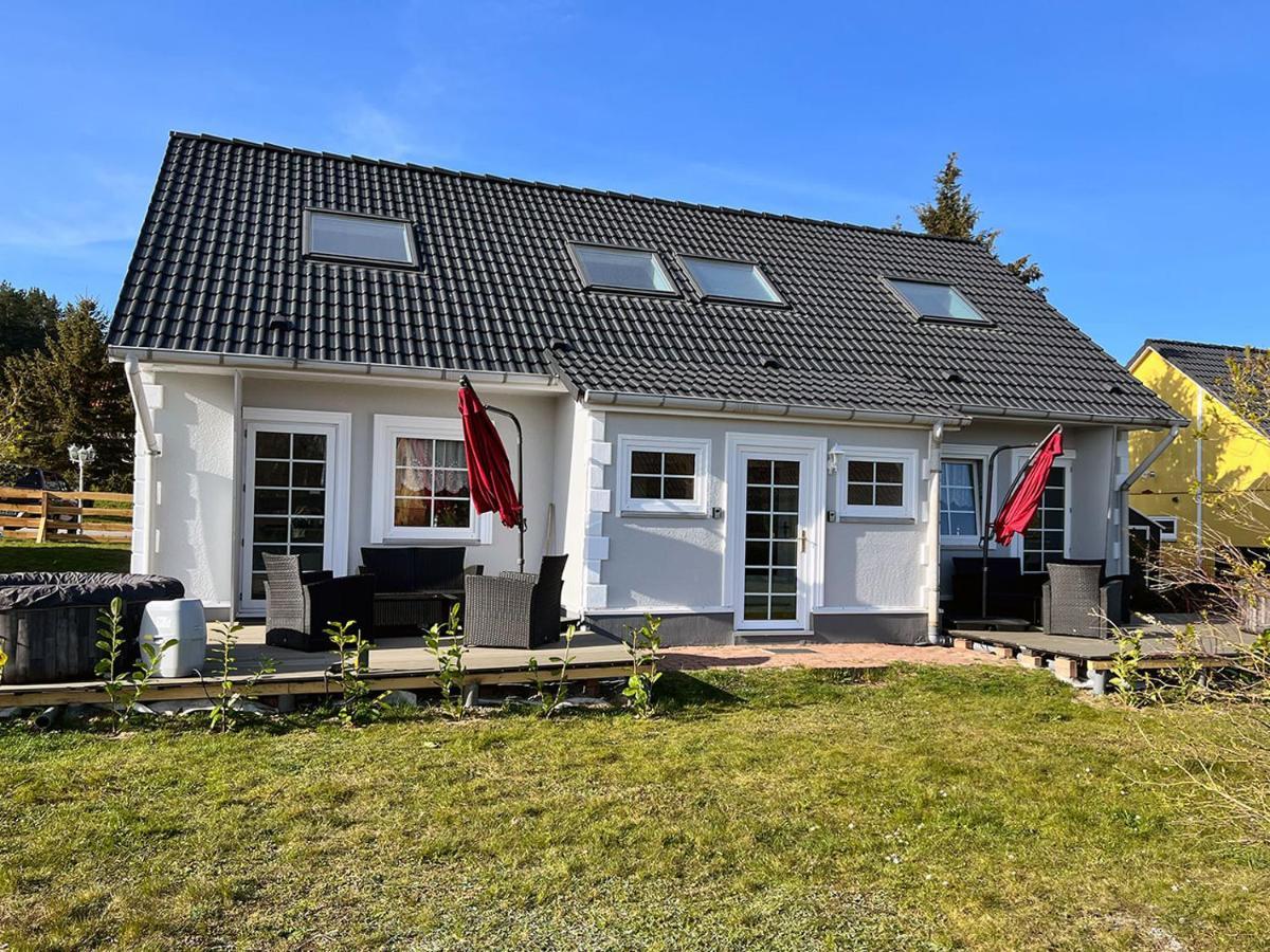 Ferienhaeuser Insel Usedom Haus Samara 8 - Blick Aufs Achterwasser! Whirlpool Und Sauna